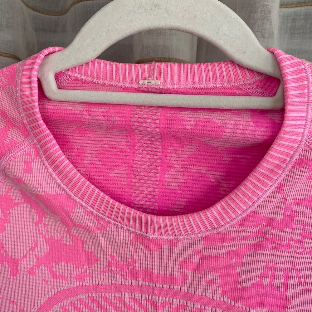 Lululemon Heathered Raspberry Glo Light Swiftly - Picture 7 of 11